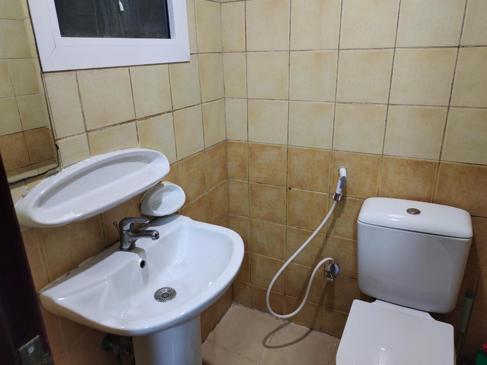 Arnim Suite - 3 Bedrooms Apartment ชาร์จาห์ ภายนอก รูปภาพ